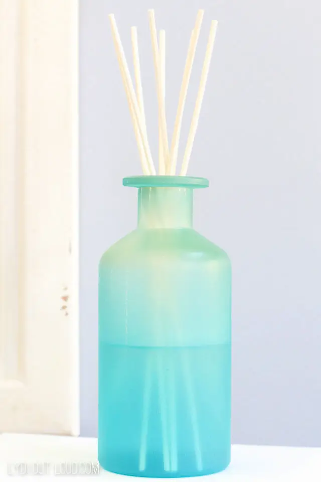 Create Your Own Non-Toxic Aromatherapy Reed Diffuser