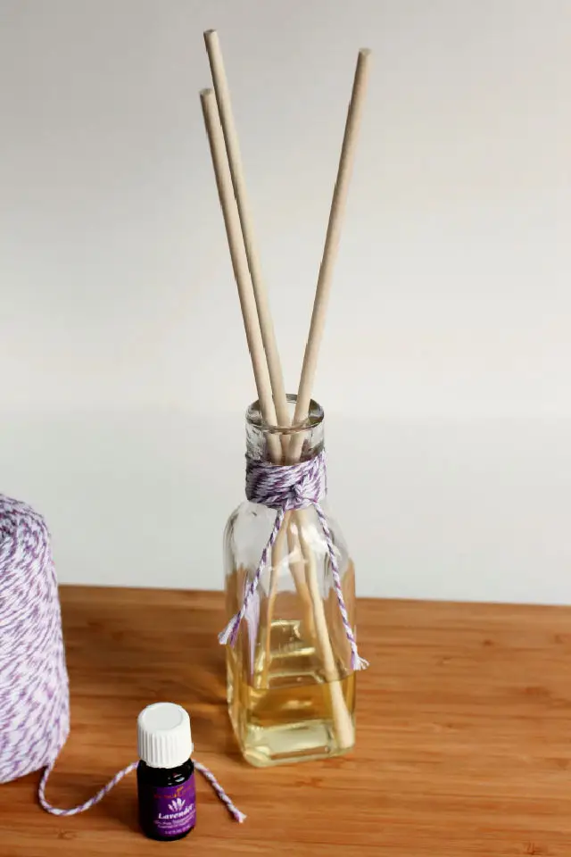 How to Make Reed Diffuser at Home