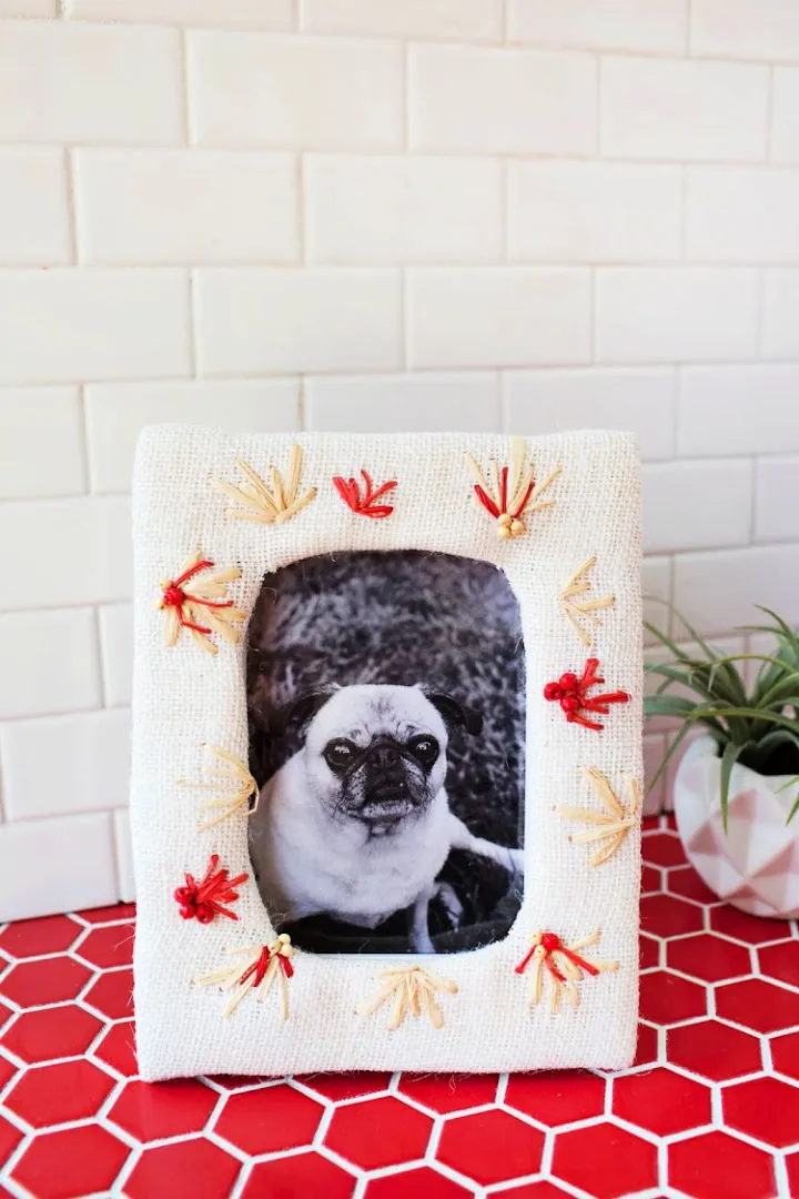 Make an Embroidered Photo Frame