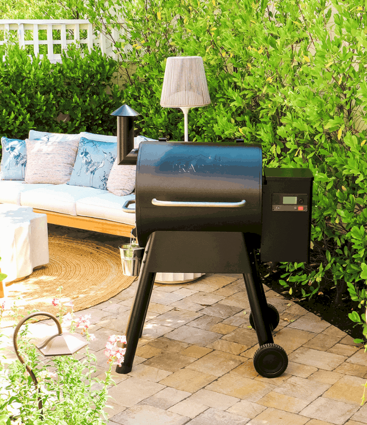 Upgrade Your Barbecue and Smoker with Jeff's DIY Smoker and Grill Station